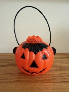 Vintage Halloween Jack-O-Lantern Pumpkin Trick or Treat Candy Pail Bucket
